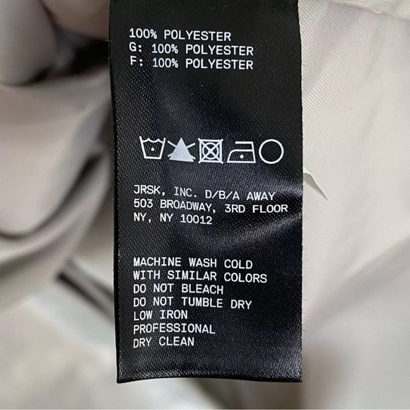 The Transit Trench Coat Ltd Edition by Away Travel Sand Size Large - Picture 14 of 15